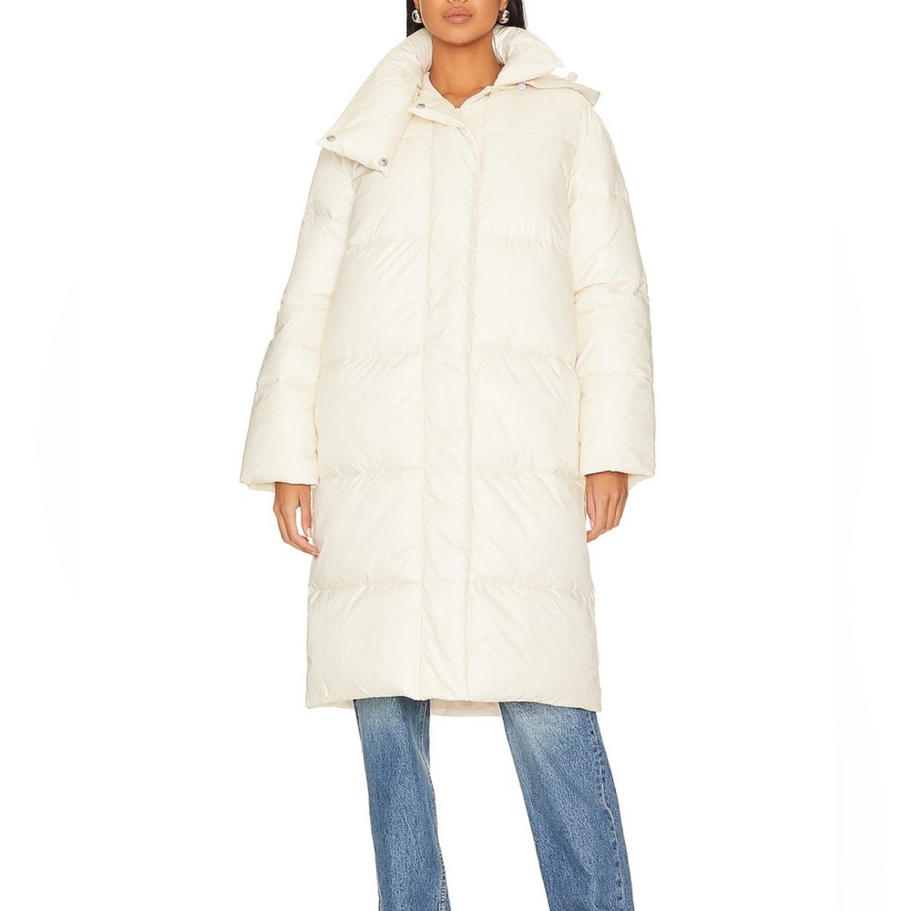 NWOT- L'Academie Marlon Puffer Coat in Ivory- Size Small - Picture 2 of 7